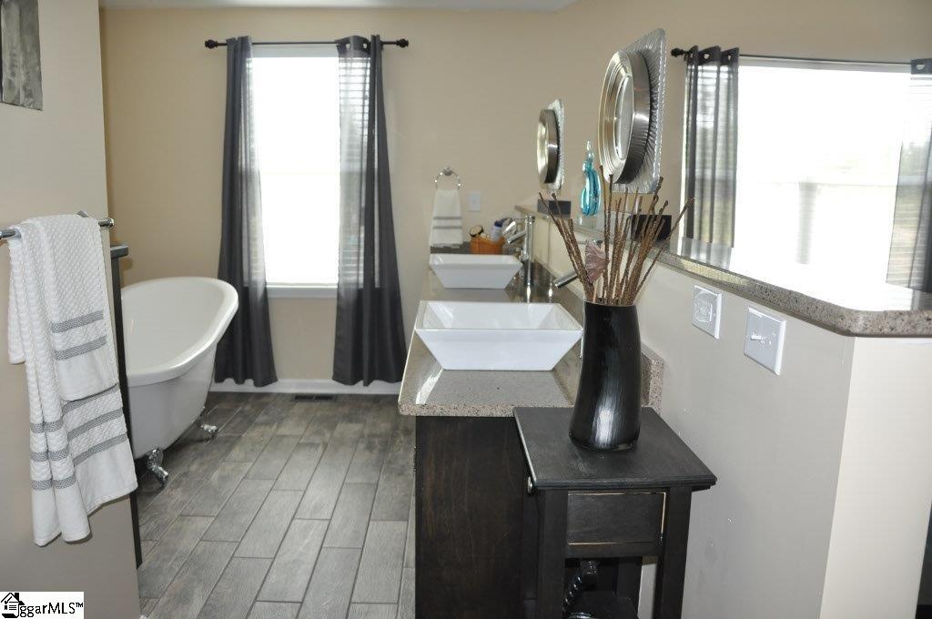 605 Cowford Bridge Road Spartanburg, SC 29302 - Photo 11 of 28 Gallery Image 11