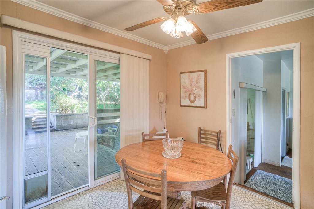 1361 Mt Ida Road Oroville, CA 95966 - Photo 5 of 44 Dining area, Patio door