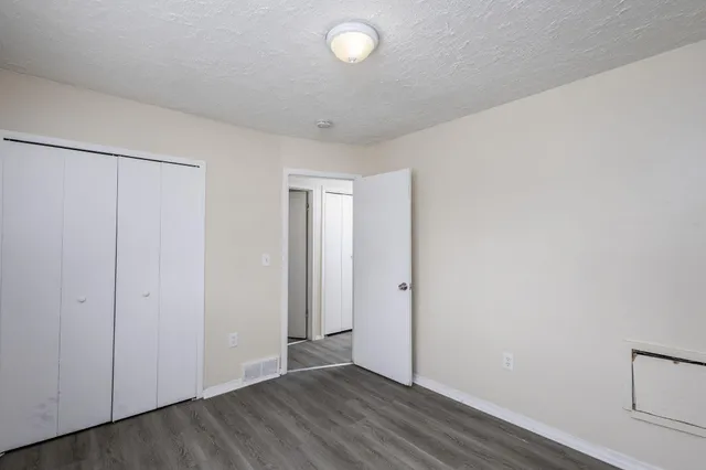 $1,350 | 11203 Toepfer Road, Warren, MI 48089