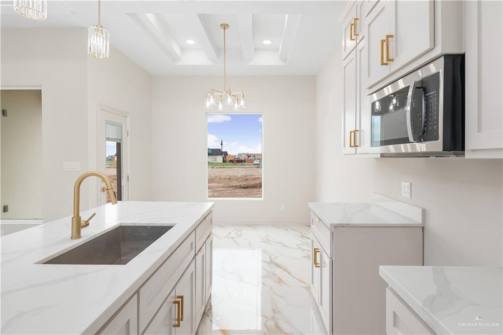 442 Sandy Road Donna, TX 78537 - Photo 7 of 24 Gallery Image 7