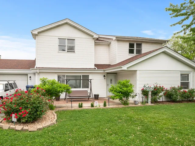 $399,999 | 11554 South Neenah Avenue, Worth, IL 60482