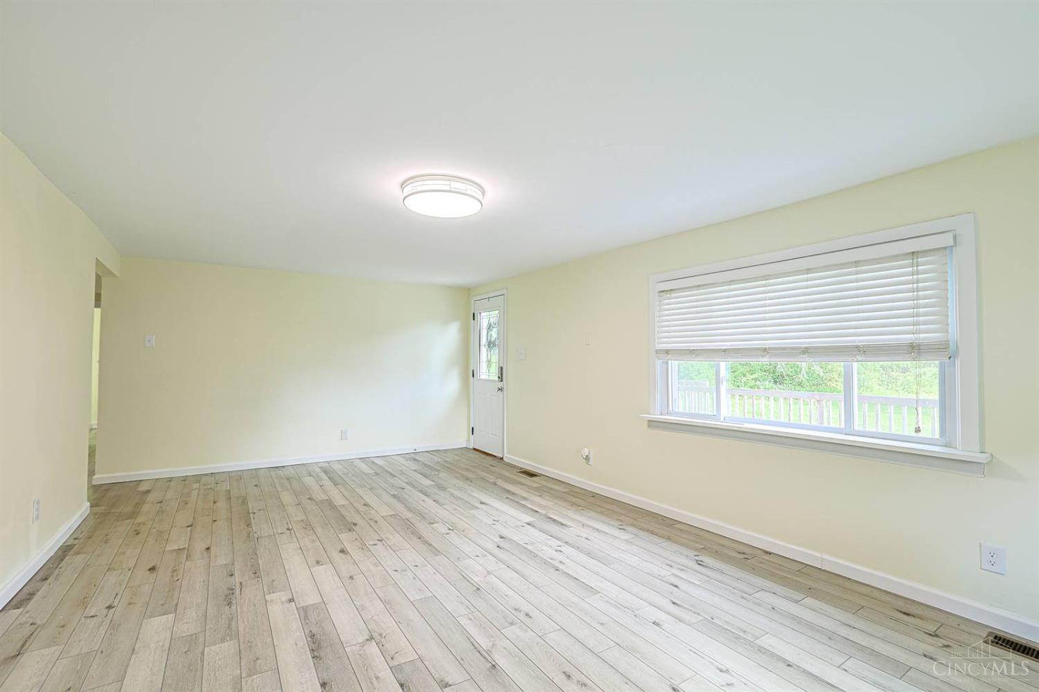 2433 Swings Corner Point Isabel Road Bethel, OH 45106 - Photo 6 of 38