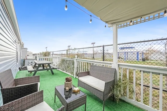 $149,999 | 190 West 24th Street, Unit B22, Bayonne, NJ 07002