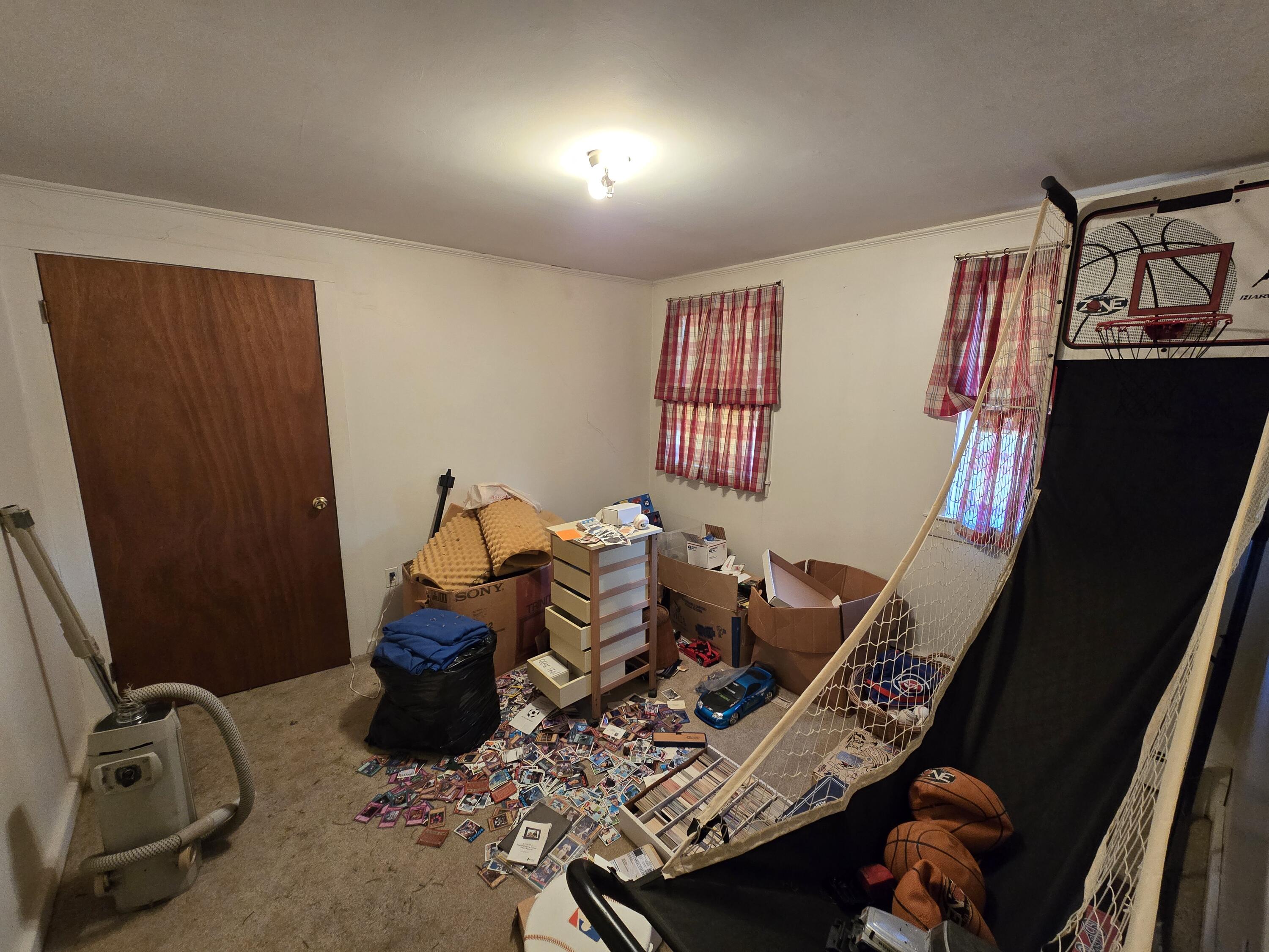 129 West Hill Road Gardiner, ME 04345 - Photo 19 of 39 20260315_121911