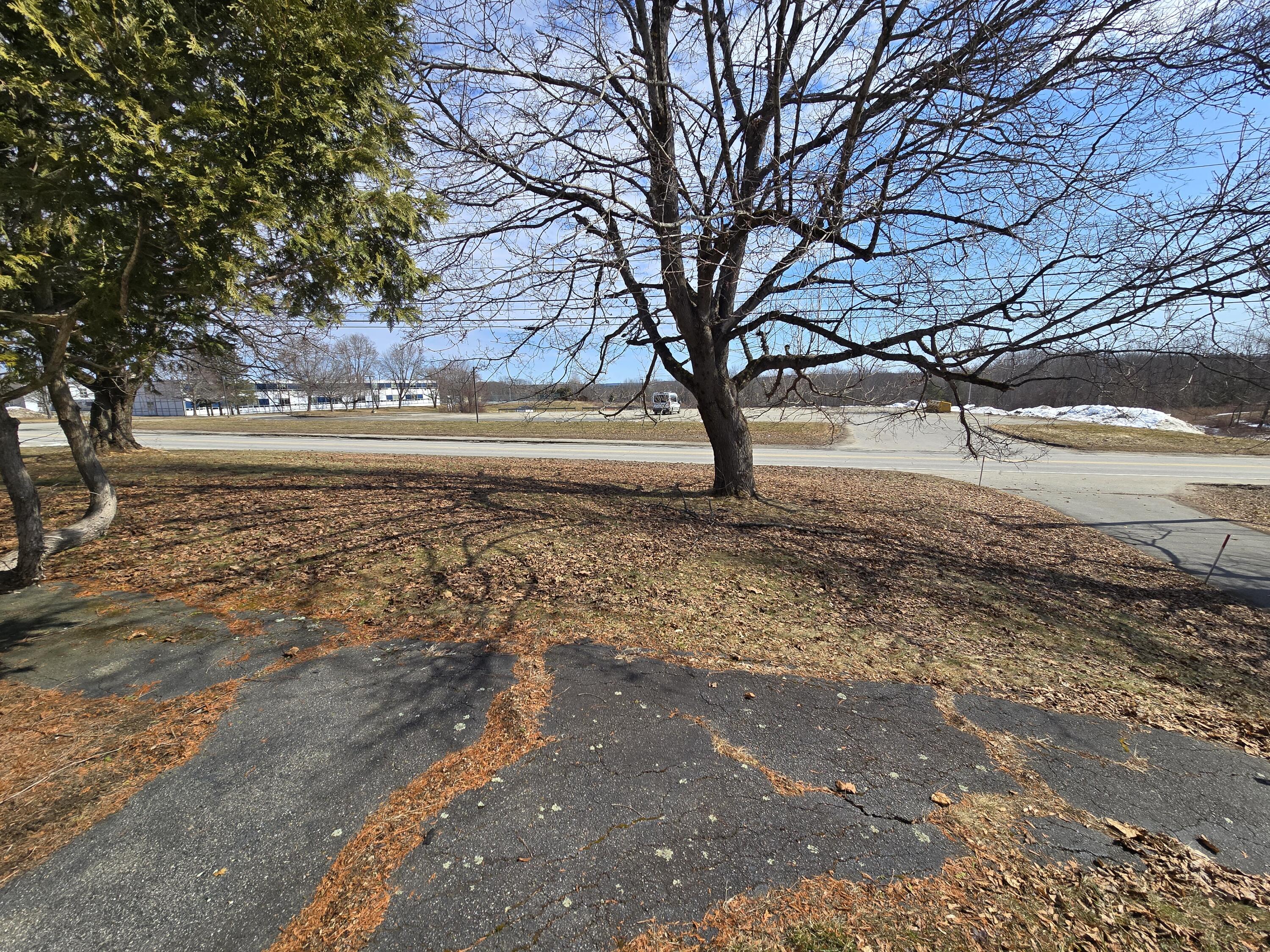 129 West Hill Road Gardiner, ME 04345 - Photo 24 of 39 20260315_122019