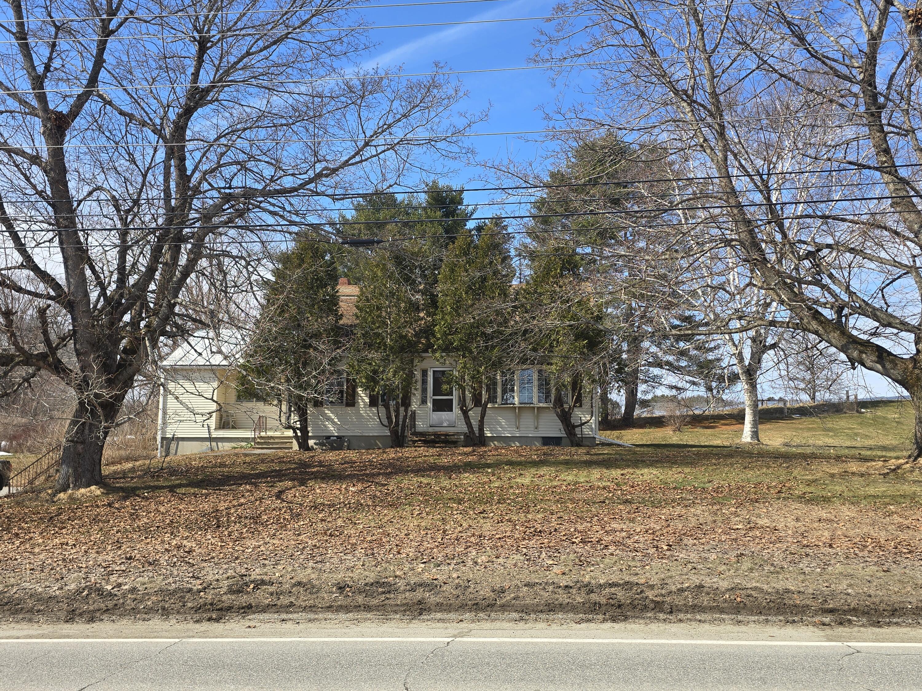 129 West Hill Road Gardiner, ME 04345 - Photo 26 of 39 20260315_122102