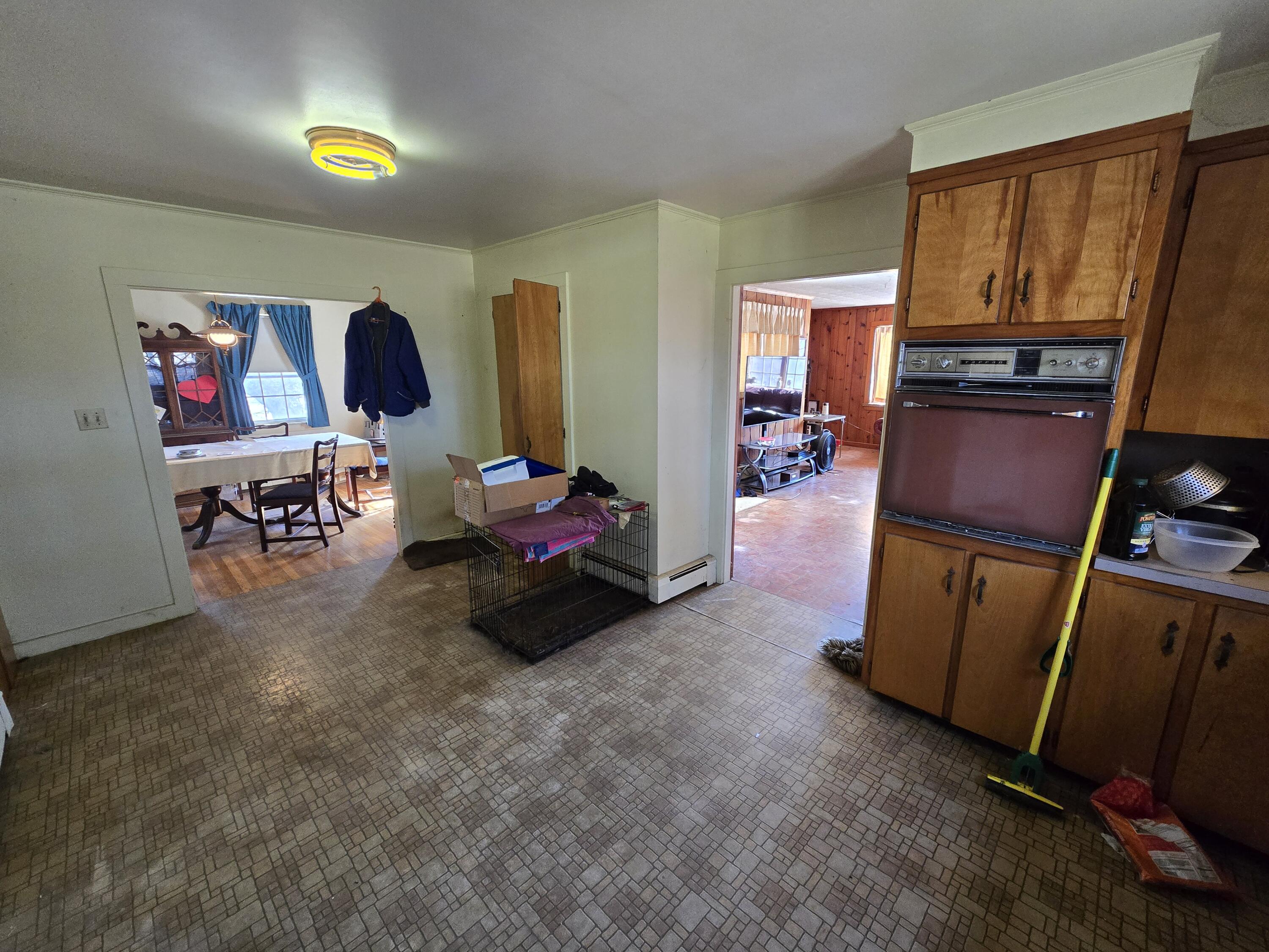 129 West Hill Road Gardiner, ME 04345 - Photo 9 of 39 20260315_121730