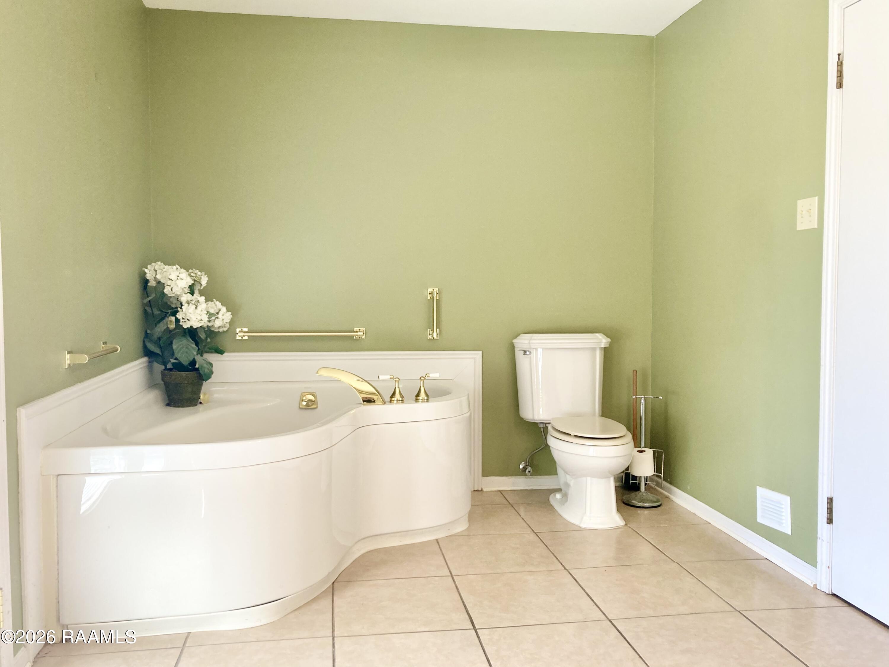 416 East 5th Street Crowley, LA 70526 - Photo 14 of 24 IMG_0594