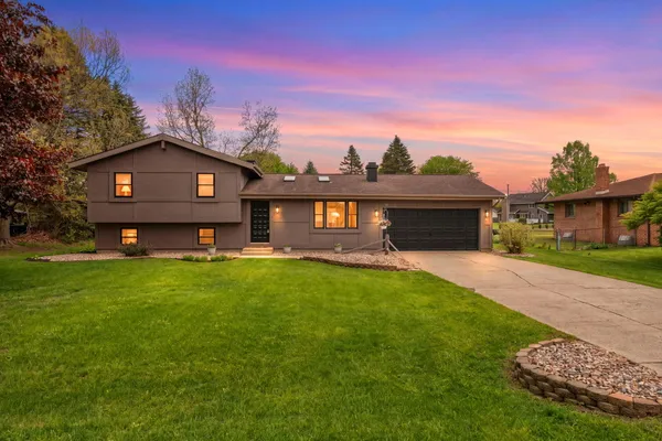 $329,900 | 55944 Buckeye Road, Mishawaka, IN 46545