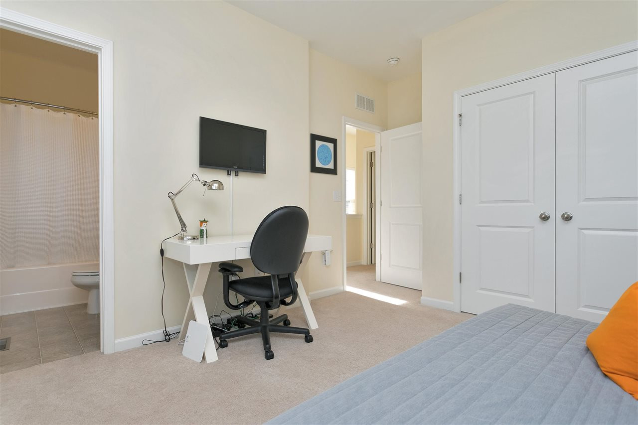 1412 Crafton Way Raleigh, NC 27607 - Photo 18 of 25 Second Bedroom