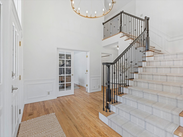 8318 Ridge Point Road Sandy, UT 84093 - Photo 4 of 46