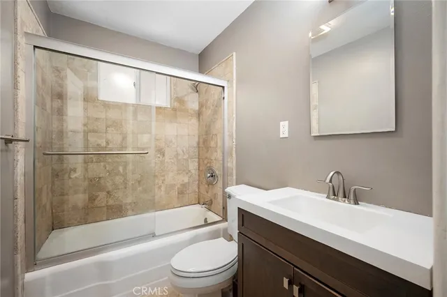 $3,200 | 16026 Valerio Street, Van Nuys, CA 91406