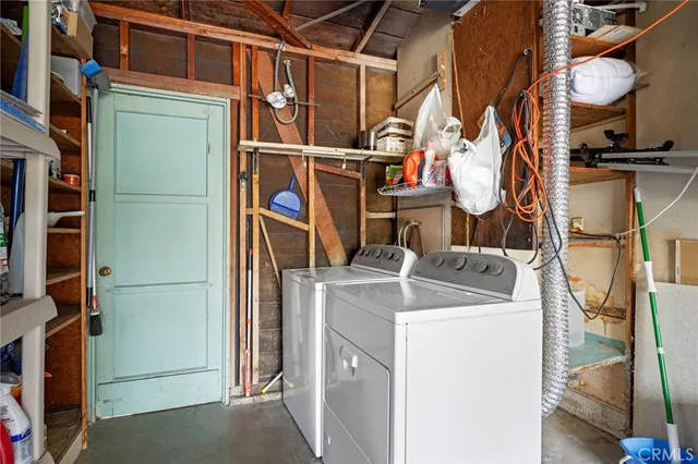 $3,200 | 16026 Valerio Street, Van Nuys, CA 91406