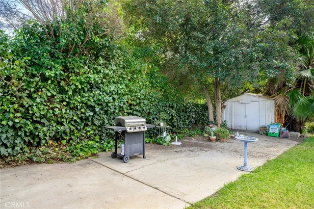 $3,200 | 16026 Valerio Street, Van Nuys, CA 91406