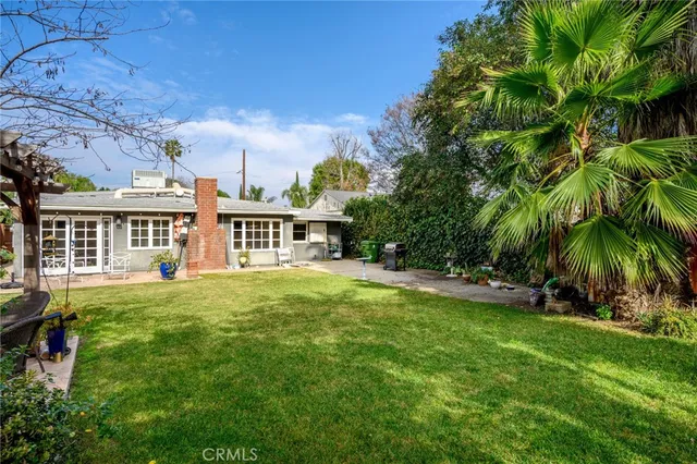 $3,200 | 16026 Valerio Street, Van Nuys, CA 91406