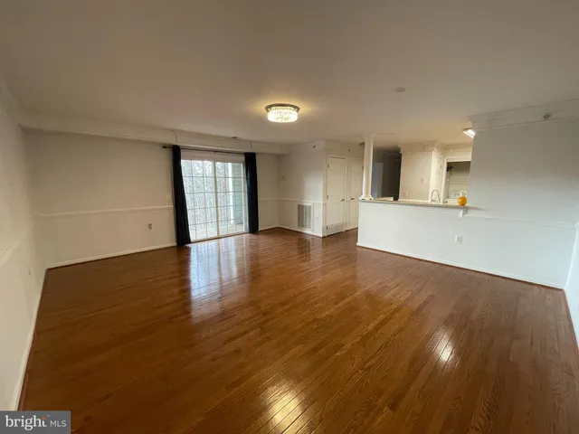 $2,200 | 501 Garrison Woods Drive, Unit 303, Stafford, VA 22556