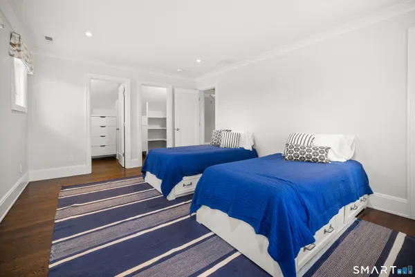 $5,925,000 | 3 Stony Point Road, Westport, CT 06880