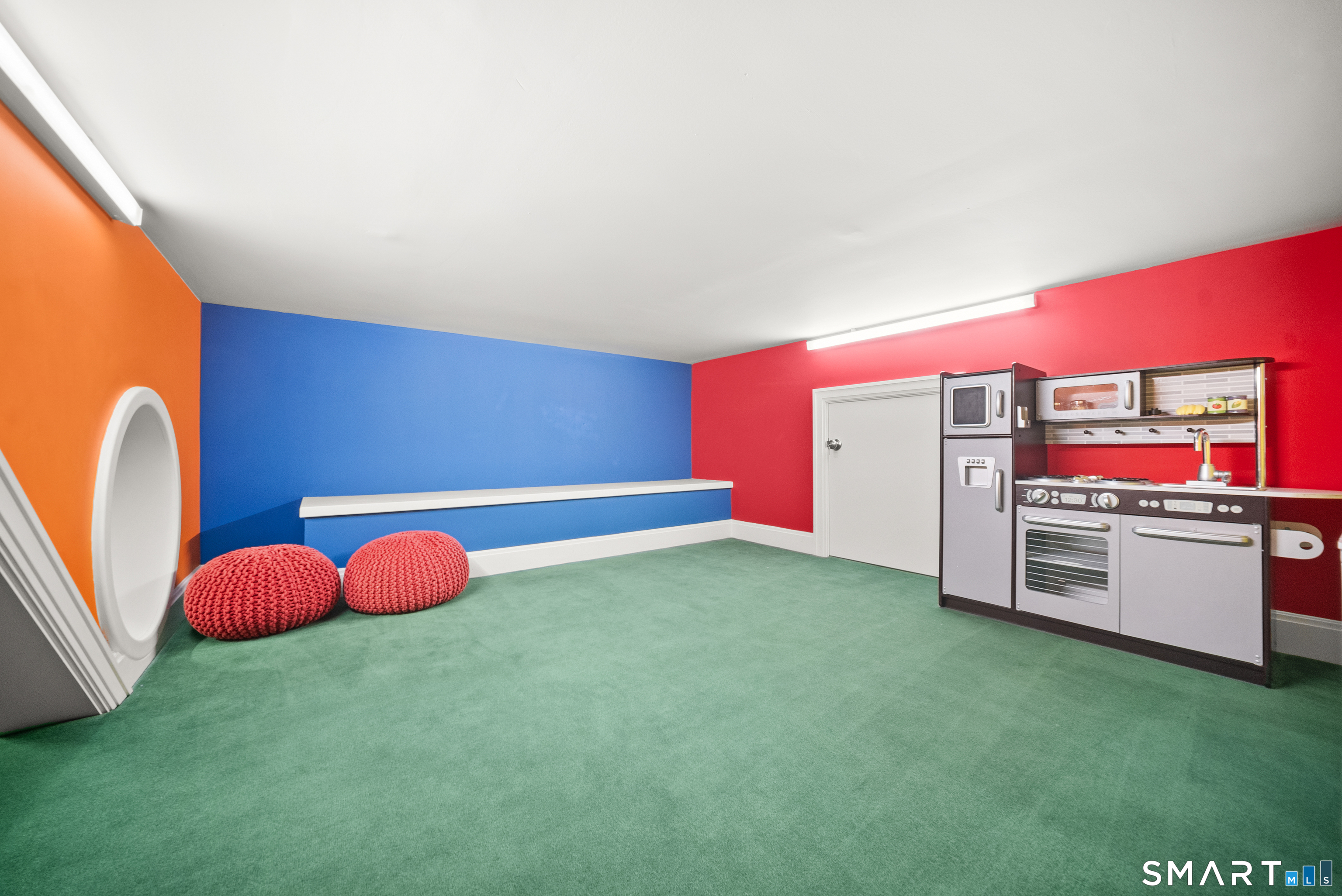 3 Stony Point Road Westport, CT 06880 - Photo 29 of 38 This adorable tiny room custom built for hours of playtime