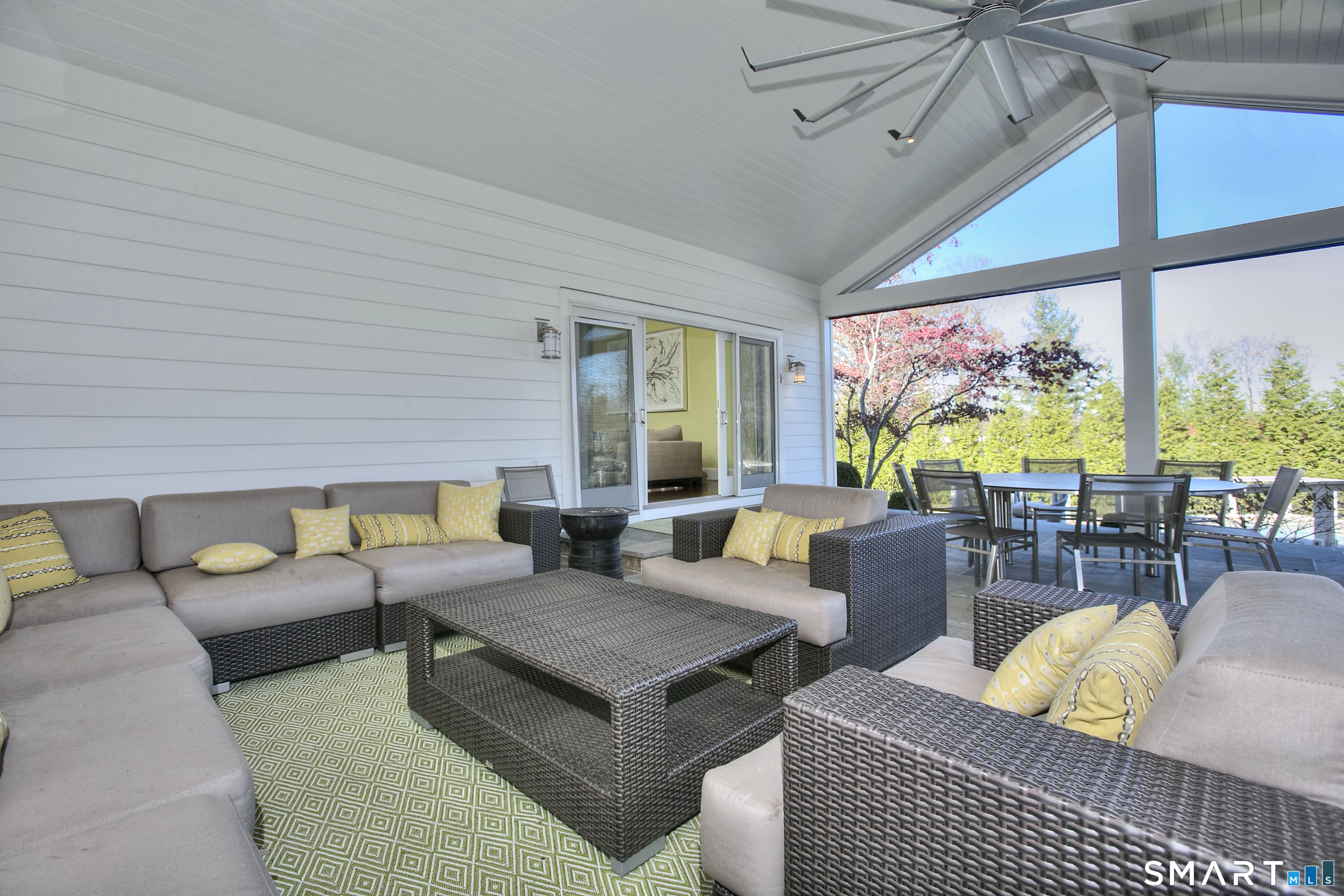 3 Stony Point Road Westport, CT 06880 - Photo 34 of 38 retractable screens, kitchen