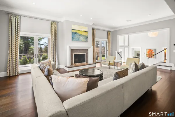 $5,925,000 | 3 Stony Point Road, Westport, CT 06880