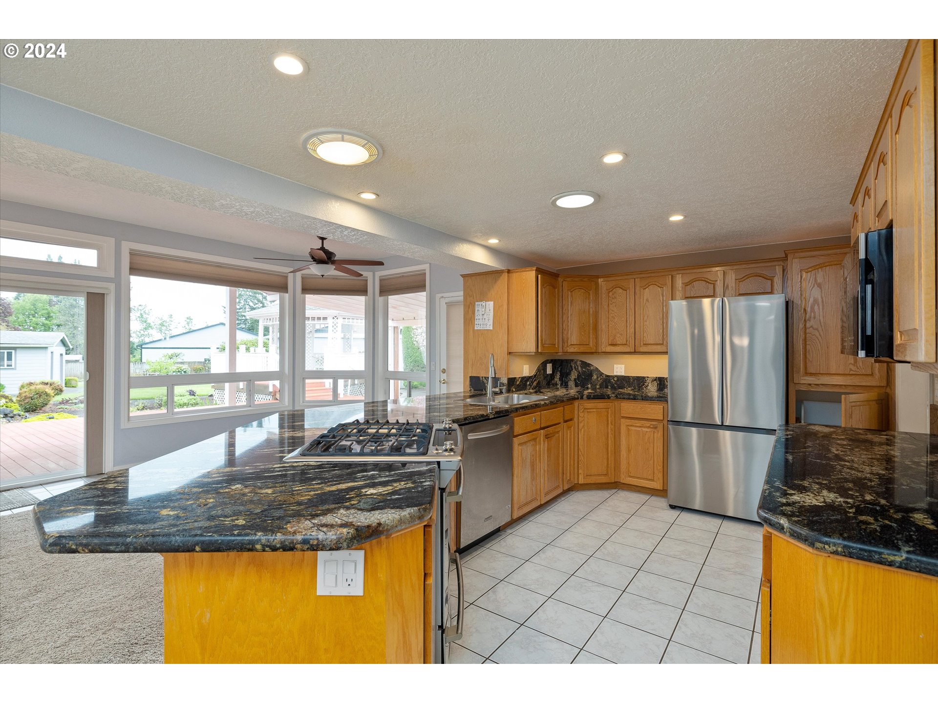 28586 Southeast Haley Road Boring, OR 97009 - Photo 12 of 47 Gallery Image 12