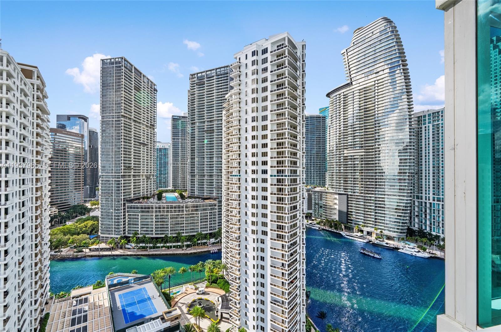 900 Brickell Key Boulevard, Unit 2004 Miami, FL 33131 - Photo 17 of 35