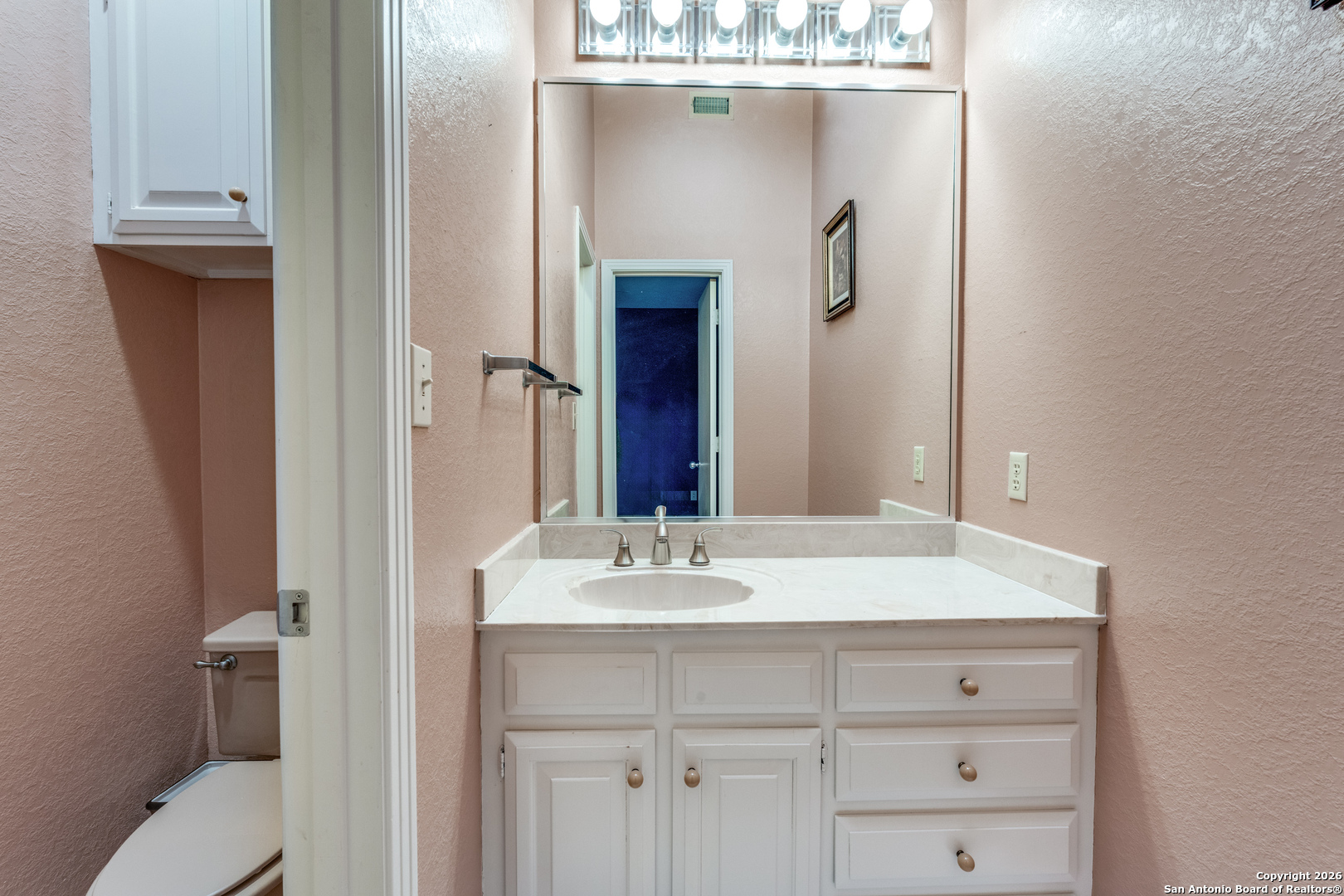 7801 Timber Top Drive Fair Oaks Ranch, TX 78015 - Photo 18 of 36