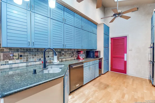 $590,000 | 7801 Timber Top Drive, Fair Oaks Ranch, TX 78015