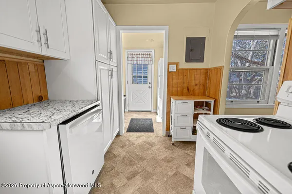 $325,000 | 758 School Street, Craig, CO 81625