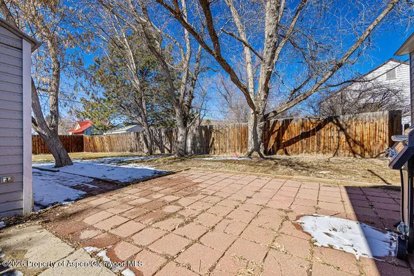$325,000 | 758 School Street, Craig, CO 81625