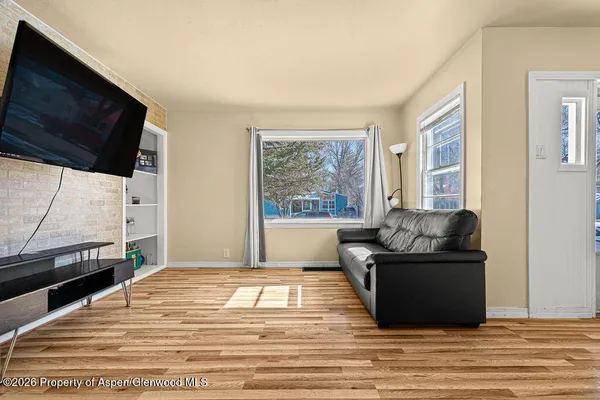 $325,000 | 758 School Street, Craig, CO 81625