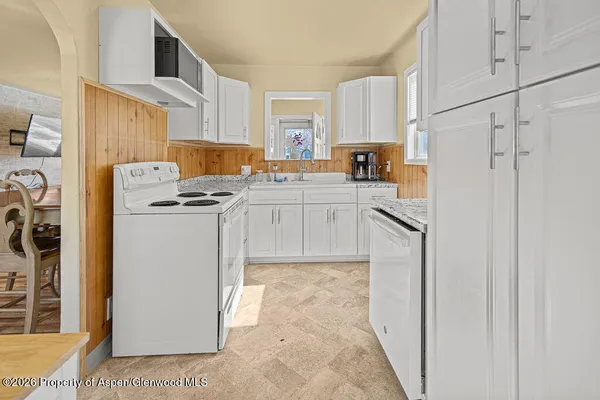 $325,000 | 758 School Street, Craig, CO 81625