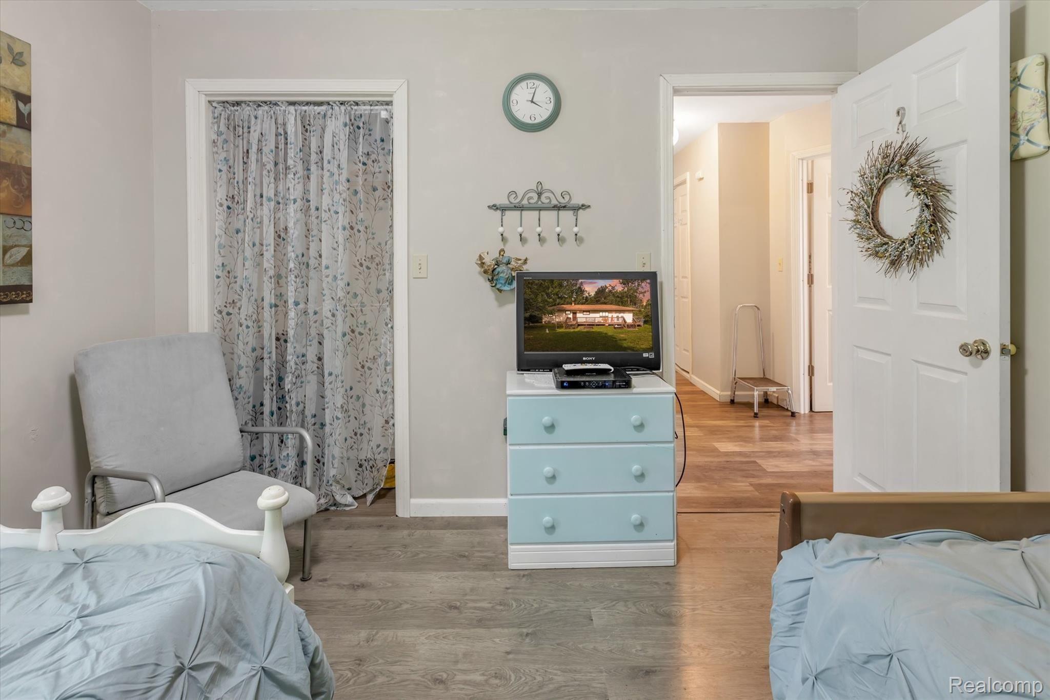 4267 Oak Road Vassar, MI 48768 - Photo 19 of 33 19-4267-Oak-Rd-Windowstill-Real-Estate-Photography-19.jpg