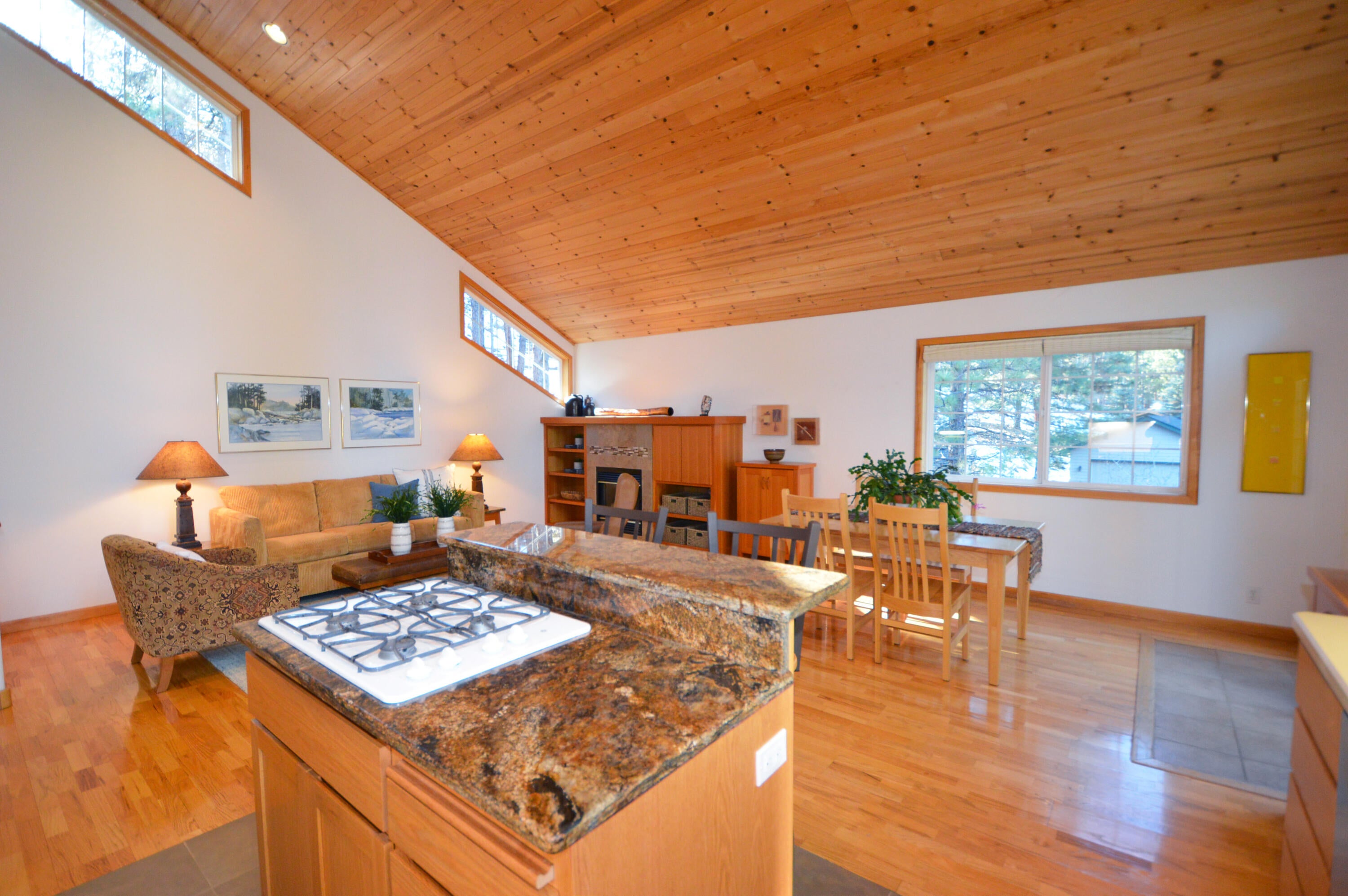 69844 Camp Polk Road Sisters, OR 97759 - Photo 19 of 38 16