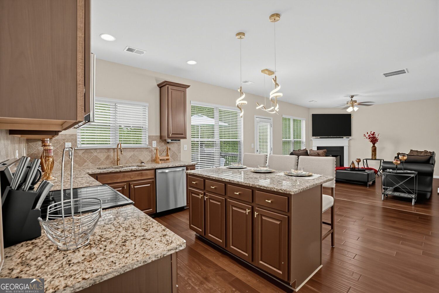 9983 Musket Ridge Circle Jonesboro, GA 30238 - Photo 4 of 19 Gallery Image 4