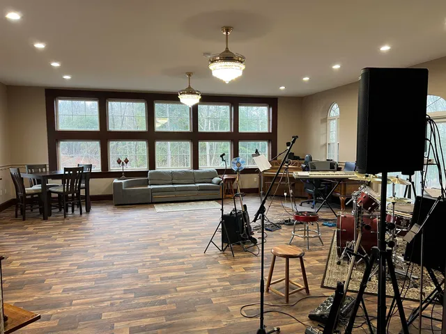 $2,900,000 | 161 Concord Road, Keene, NH 03431