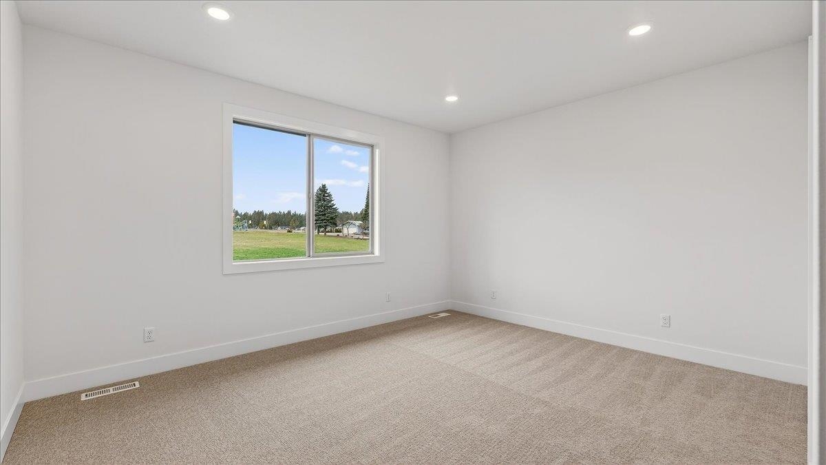 16767 North Wellington Road Colbert, WA 99005 - Photo 15 of 50