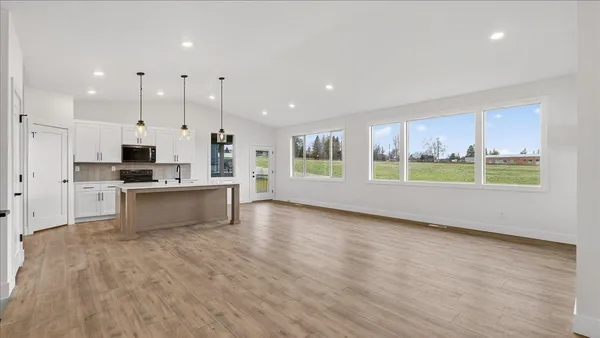 $799,000 | 16767 North Wellington Road, Colbert, WA 99005