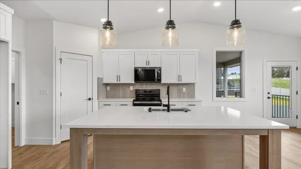 $799,000 | 16767 North Wellington Road, Colbert, WA 99005