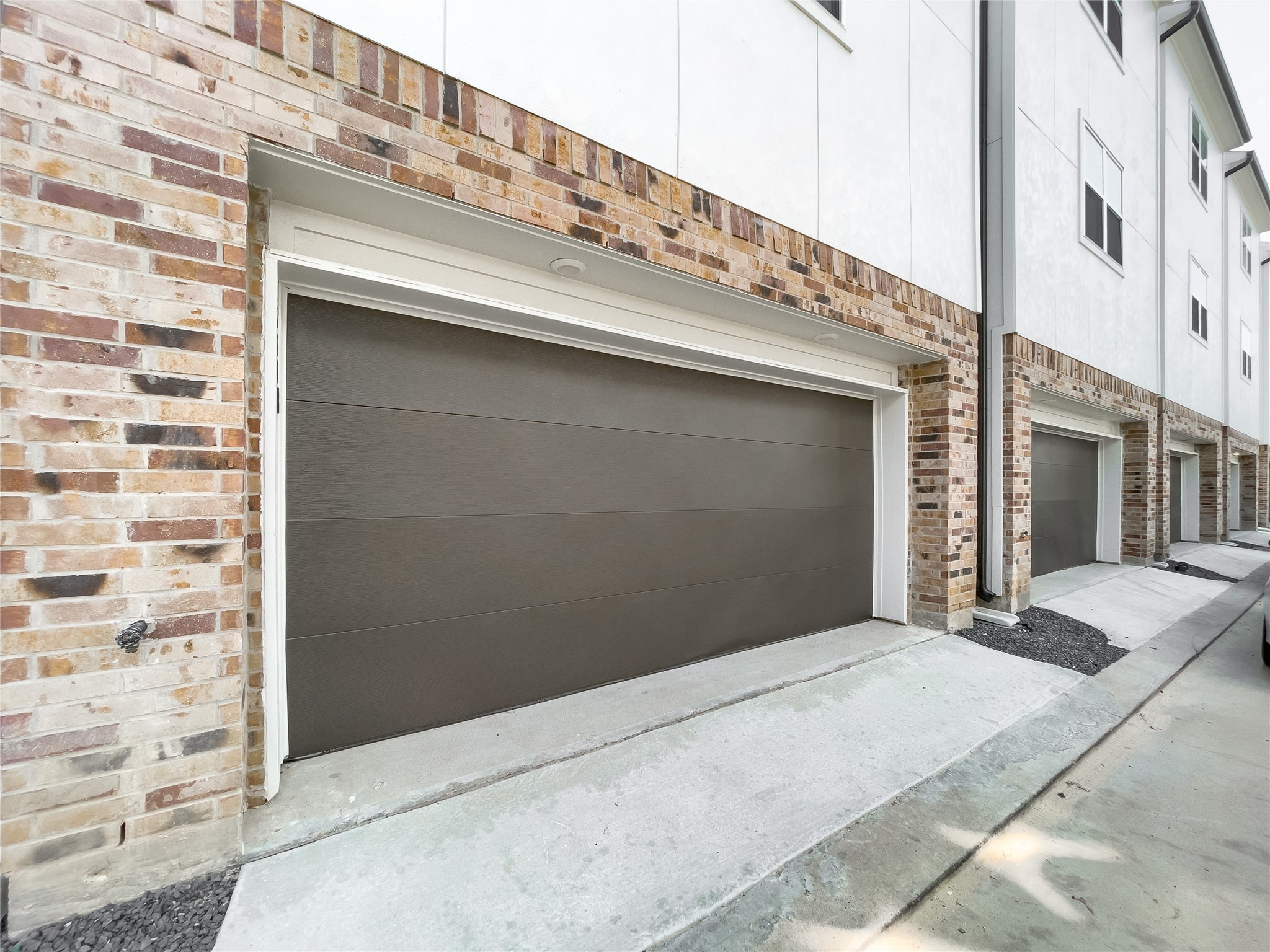 1270 North Post Oak Road, Unit A Houston, TX 77055 - Photo 28 of 33 Gated community featuring ample guest parking and a dedicated dog park.