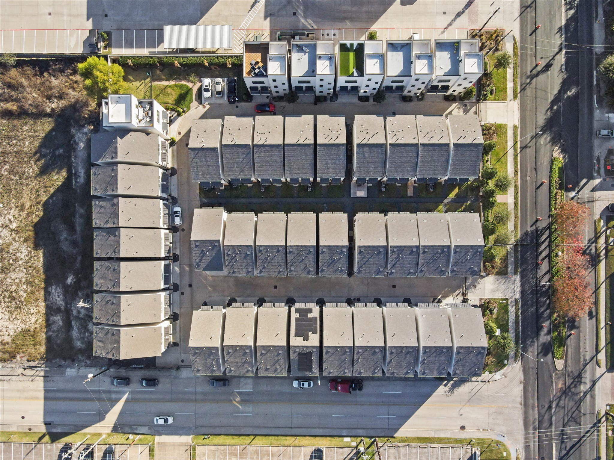 1270 North Post Oak Road, Unit A Houston, TX 77055 - Photo 32 of 33 Arial view of community