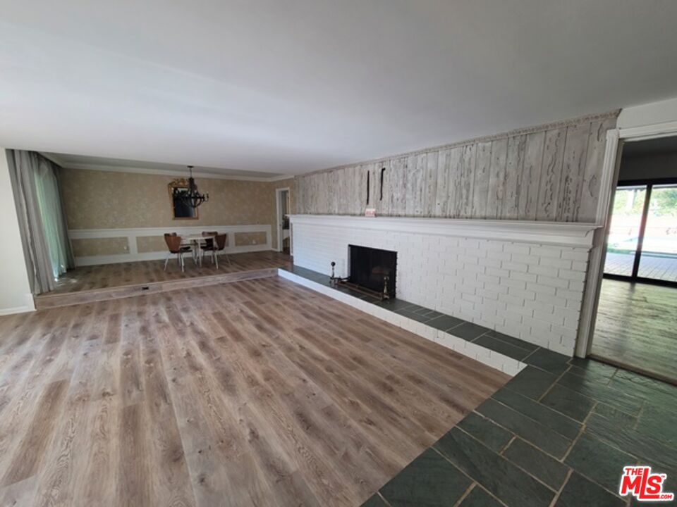 17133 Adlon Road Encino, CA 91436 - Photo 10 of 33 Gallery Image 10