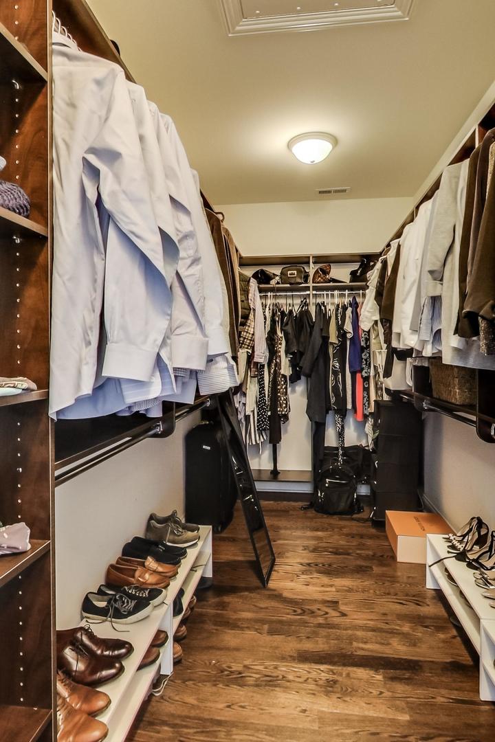 1906 West Nelson Street Chicago, IL 60657 - Photo 14 of 34