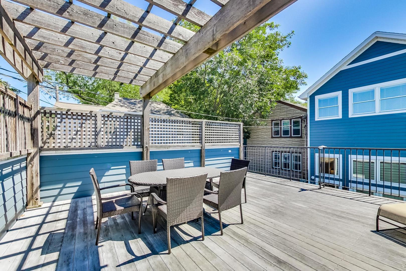 1906 West Nelson Street Chicago, IL 60657 - Photo 29 of 34