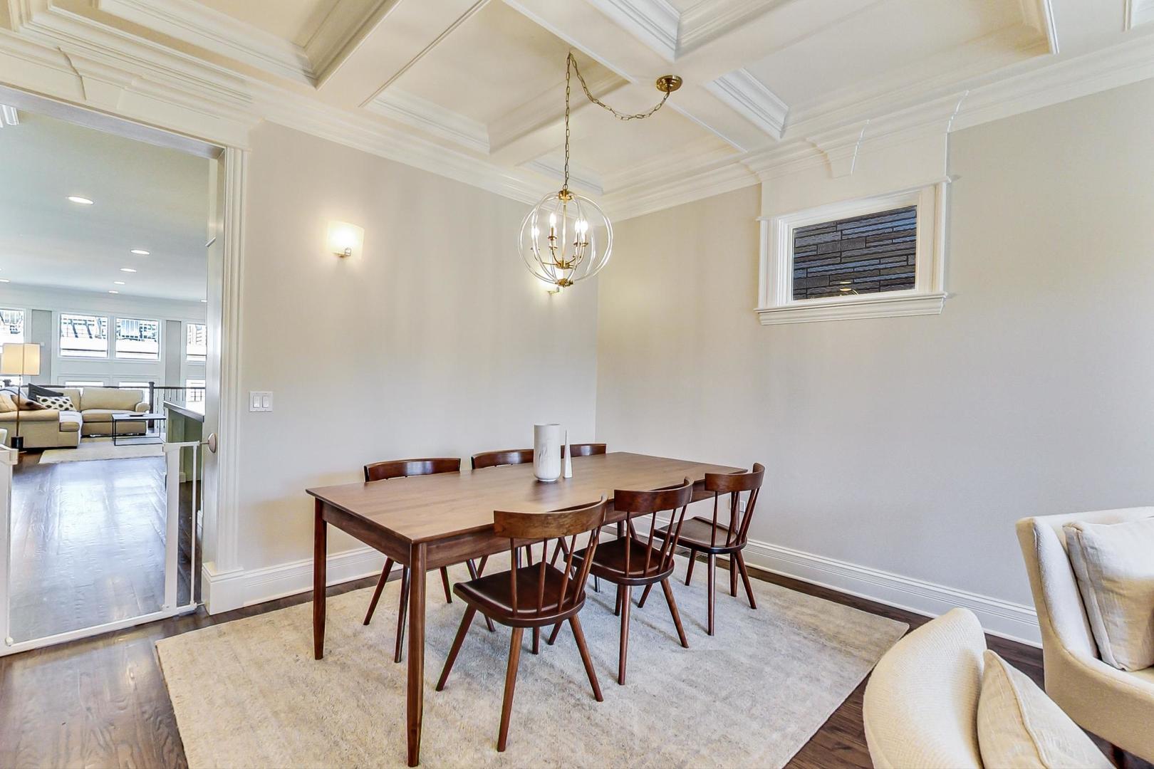 1906 West Nelson Street Chicago, IL 60657 - Photo 7 of 34