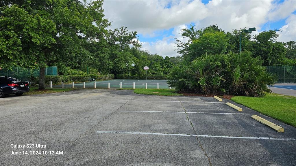 41 Creek Bluff Way Ormond Beach, FL 32174 - Photo 33 of 33 a view of outdoor space with garden
