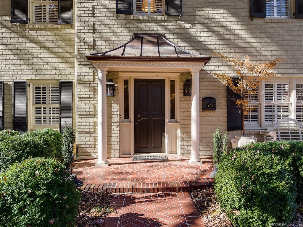 608 Cherokee Road Charlotte, NC 28207 - Photo 2 of 24 Gallery Image 2