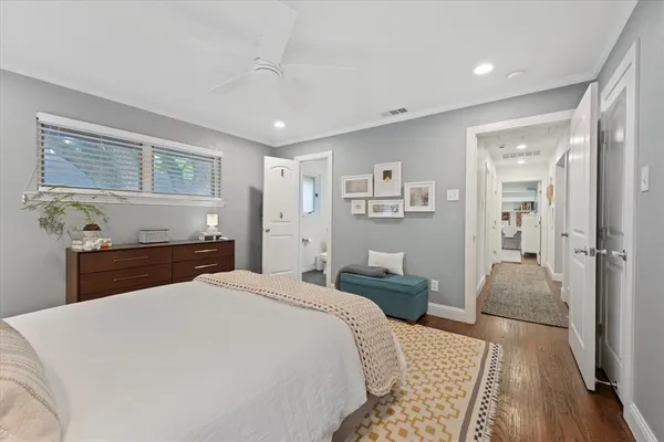 $800,000 | 6275 Saratoga Circle, Dallas, TX 75214