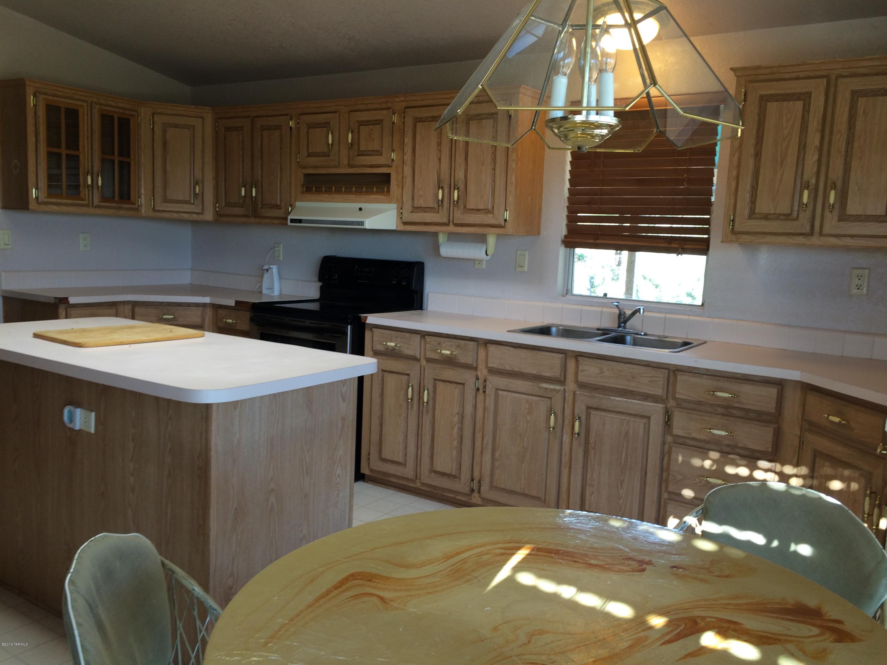 22257 South Shootingstar Road Tucson, AZ 85739 - Photo 9 of 47