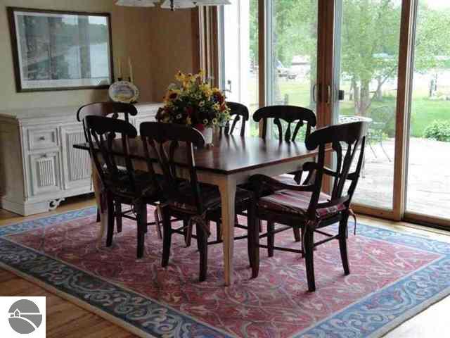 7511 Secor Road Traverse City, MI 49685 - Photo 7 of 25 1733227-6.JPG